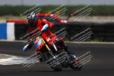 media/Jun-07-2025-TrackDaz (Sat) [[4413525952]]/C Group/1240pm (Turn 1)/